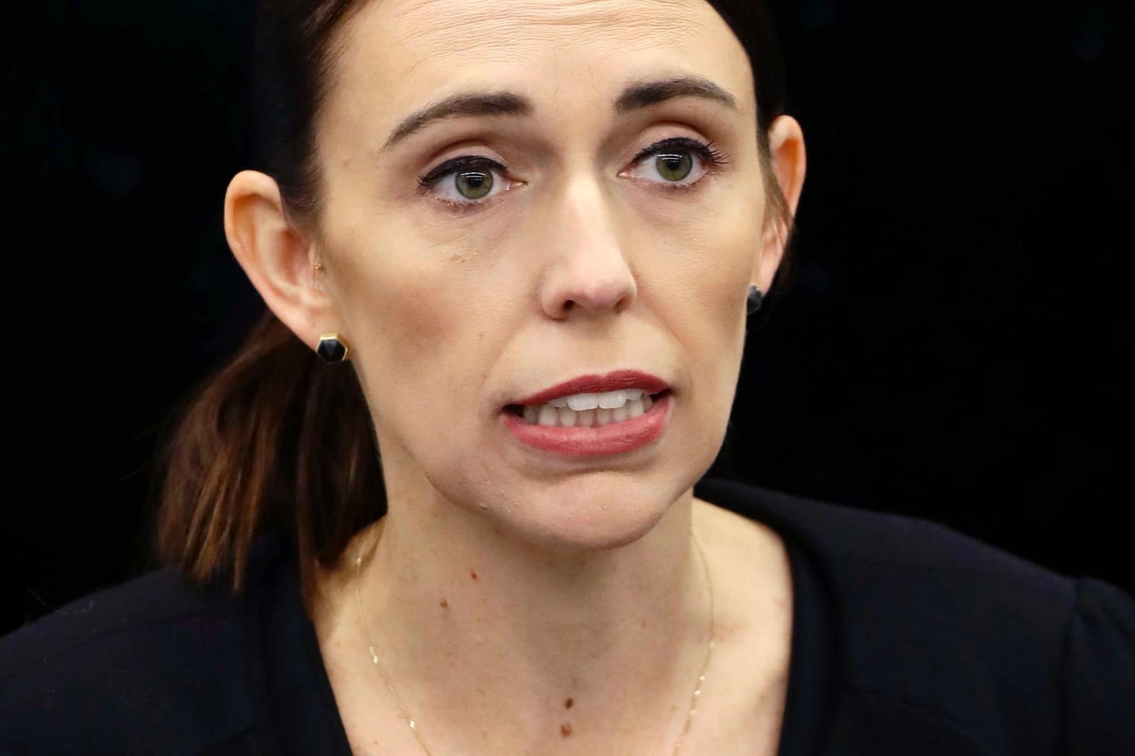 Jacinda Ardern: Neuseelands Premierministerin hat eine sofortige Verschärfung der Waffengesetze im Land angekündigt.