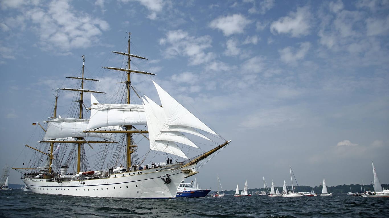 Kieler Woche 2015: Die Landeshauptstadt Schleswig-Holsteins ist der Heimathafen des Segelschulschiffs der Bundesmarine.