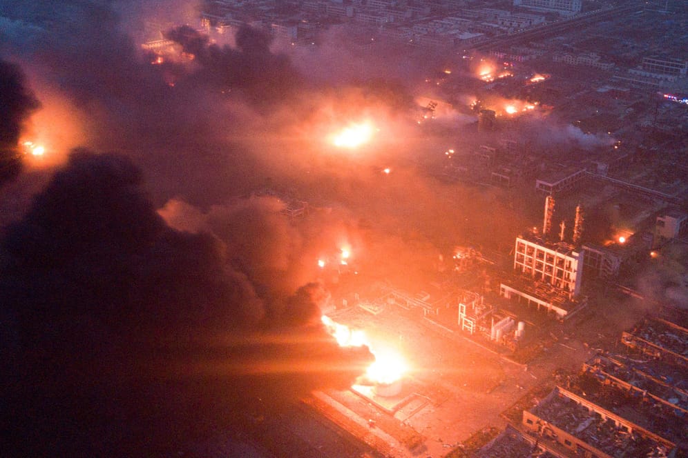 Explosion im Osten Chinas: Ein Brand in einem Chemiepark hat eine tödliche Explosion verursacht.