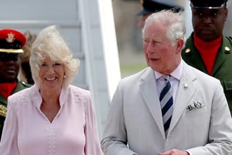 Prinz Charles und Herzogin Camilla sind auf Karibik-Tour.