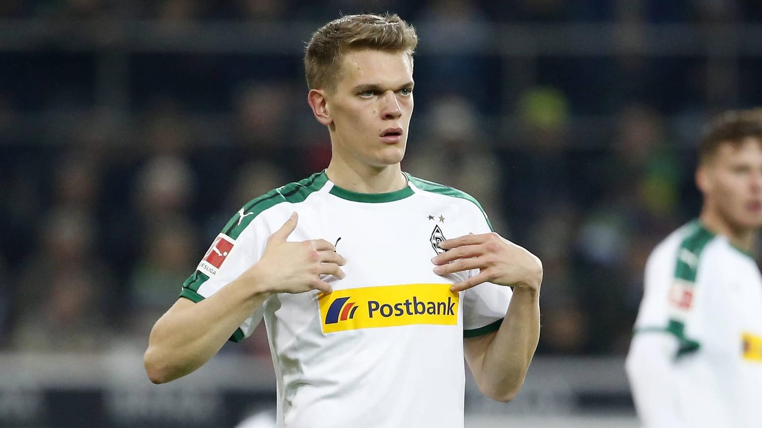 Mit breiter Brust: Bei Borussia Mönchengladbach hat sich Matthias Ginter als Abwehrchef etabliert.