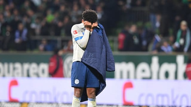 Der Schalker Weston McKennie hat sich verletzt.