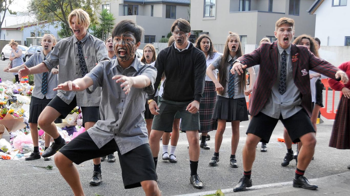 Schüler in Christchurch: Mit dem traditionellen Haka gedenken sie der Opfer des Terrors.