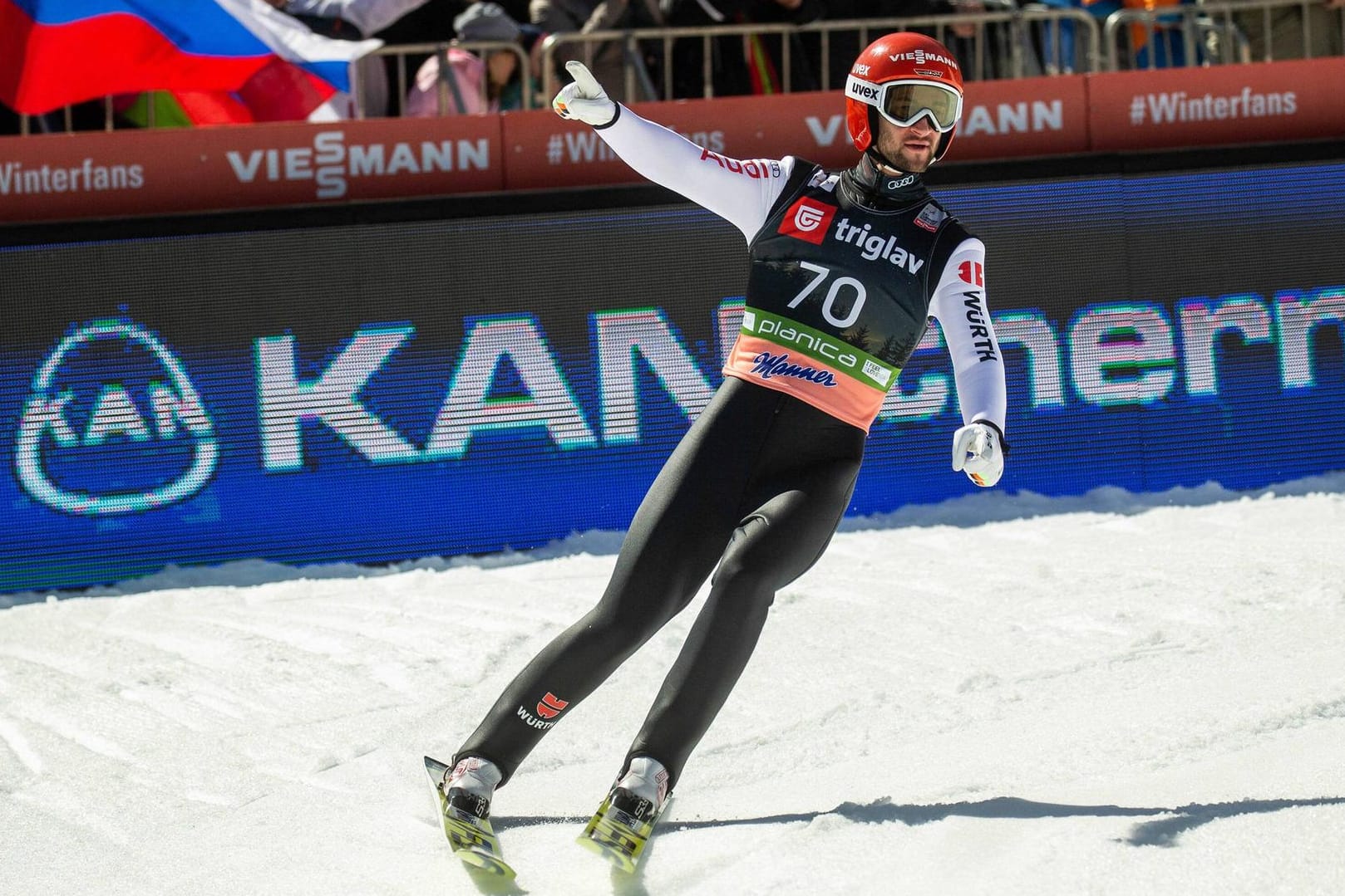 Markus Eisenbichler jubelt in Planica.