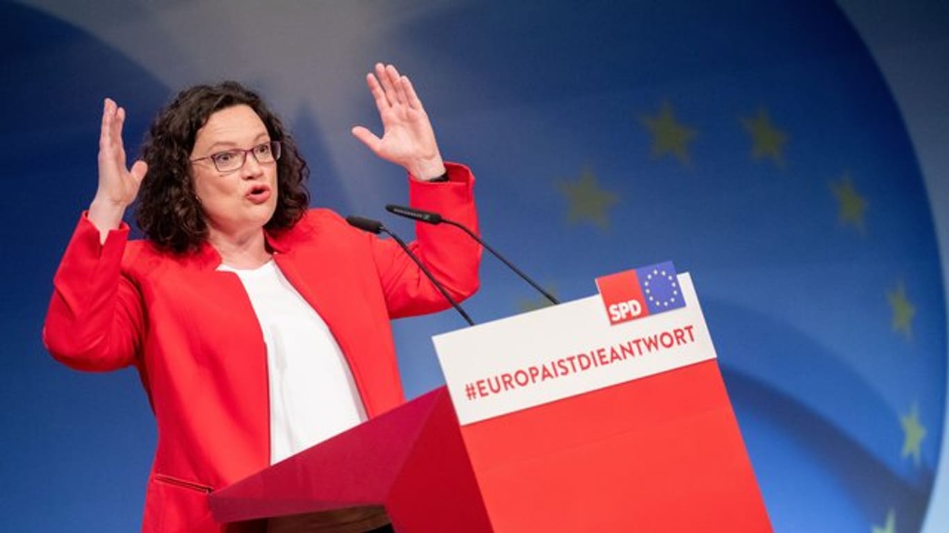 SPD-Chefin Andrea Nahles spricht auf dem Parteikonvent zur Europawahl in Berlin.