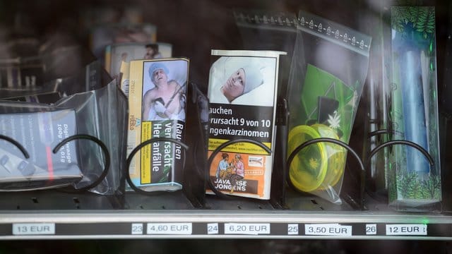Automat für legale Cannabis-Produkte in Trier.