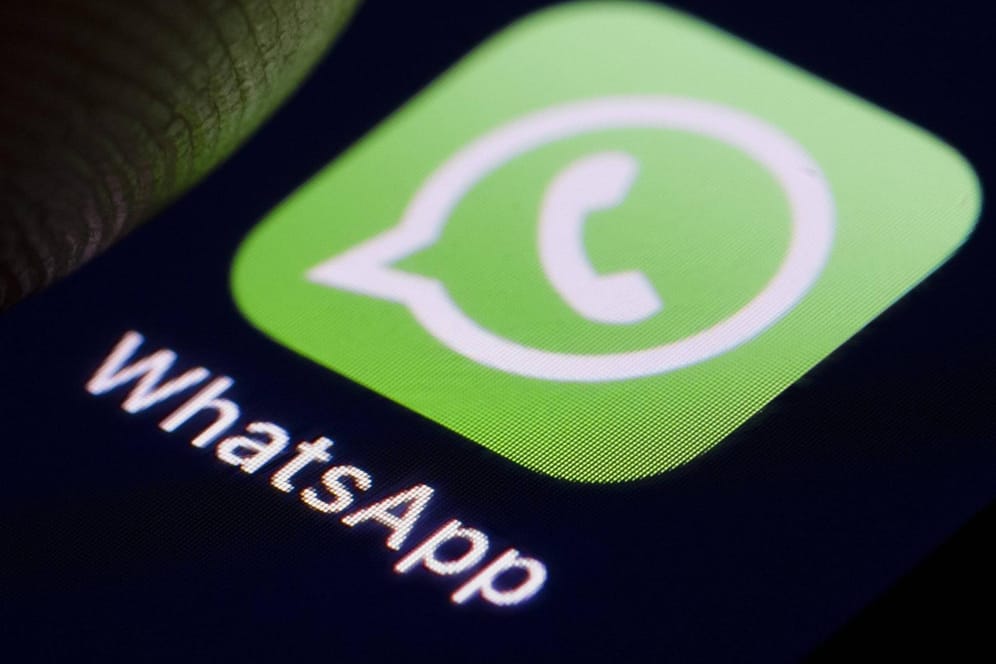 Das Logo von WhatsApp (Symbolbild): Der Messenger wird regelmäßig durch neue Funktionen erweitert.