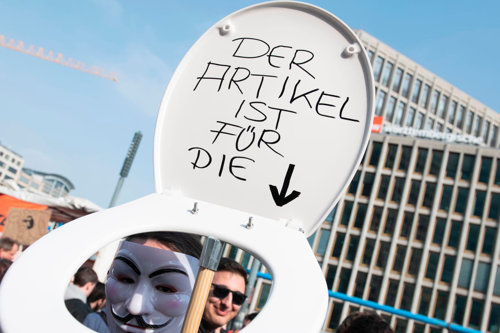 Demo gegen die EU-Urheberrechtsreform: Kurz vor der Abstimmung über die Reform haben Tausende in Europa gegen das Vorhaben protestiert.