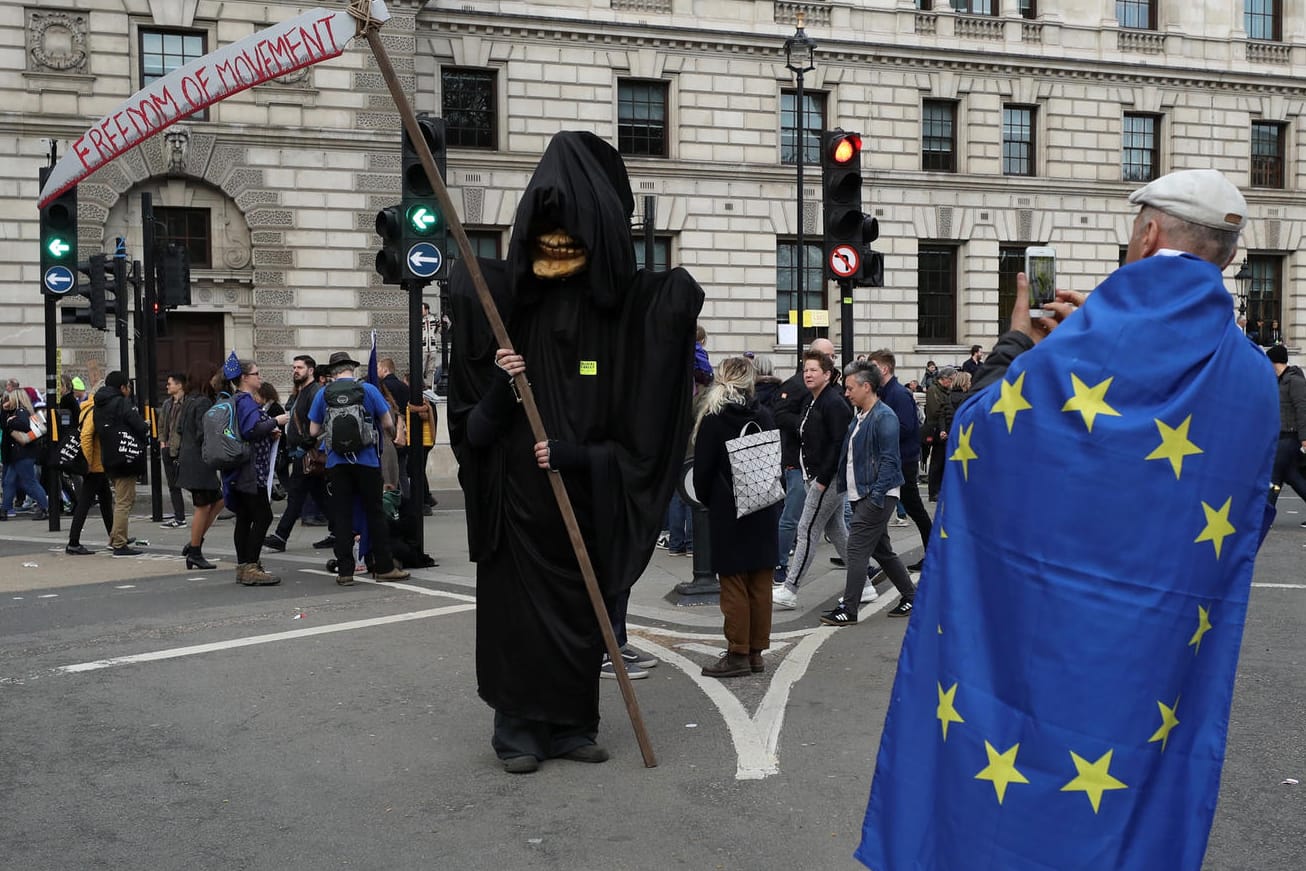 in London demonstrieren hunderttausende Menschen gegen den Brexit. Es könnte der größte Protest in der Geschichte des Landes sein.