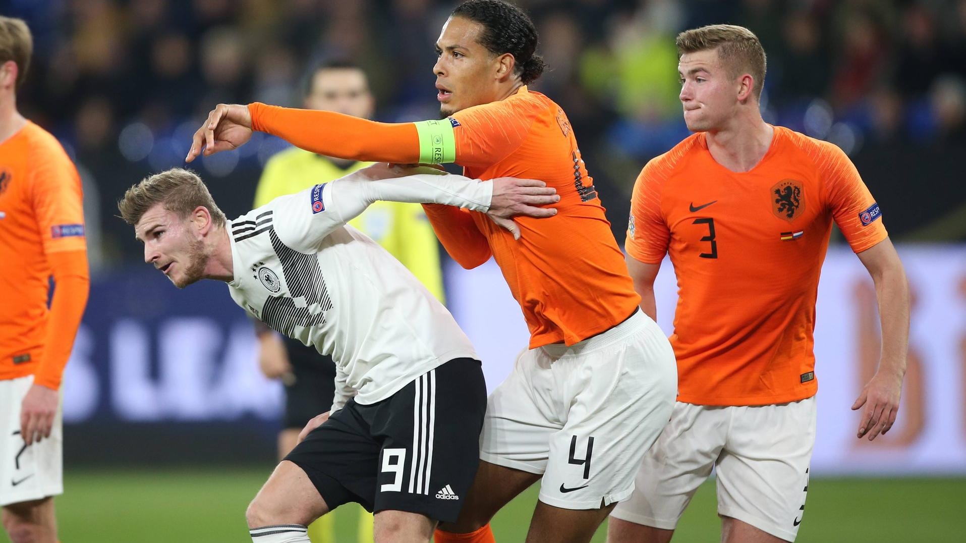 Machten gegen Deutschland nicht nur Timo Werner (li.) das Leben schwer: Van Dijk (M.) und de Ligt.