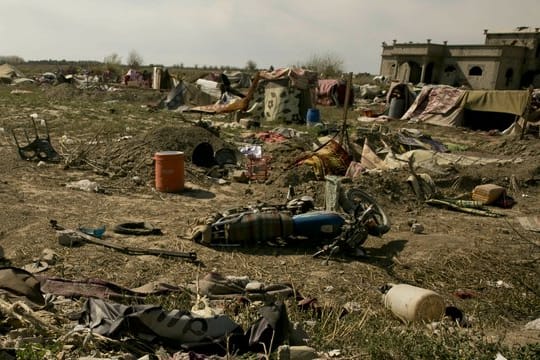 Nach monatelangen Kämpfen haben Truppen unter kurdischer Führung die letzte Bastion der Terrormiliz Islamischer Staat (IS) in Syrien eingenommen.