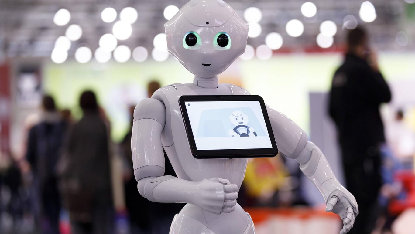 Ein Roboter: Über 50 Unternehmen in Deutschland haben ein gemeinsames Gütesiegel für künstliche Intelligenz eingeführt.