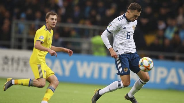 Traf gleich zweimal in Astana: Russlands Denis Tscheryschew (re).
