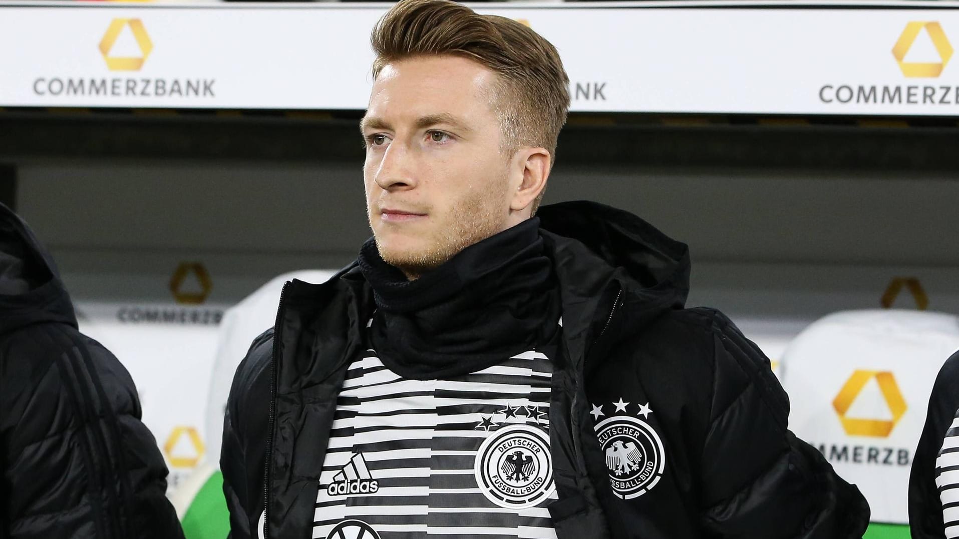 Zu Spielbeginn auf der Bank: Marco Reus. Zu Spielbeginn auf der Bank: Marco Reus.