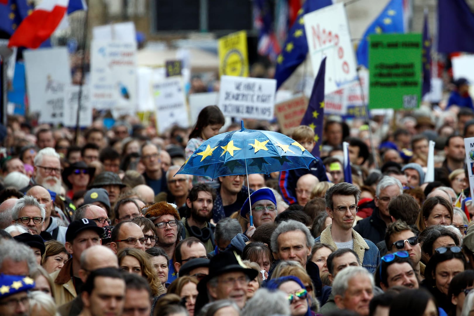 Sie wollen bleiben: Schätzungsweise über eine Million Menschen protestierten am Samstag in London gegen den EU-Austritt Großbritanniens.