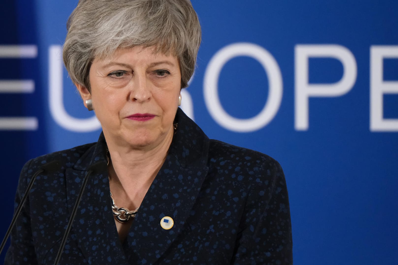 Theresa May kämpft weiter um "ihren" Brexit-Deal: Der Preis dafür könnte ihr Rücktritt als Premierministerin sein.