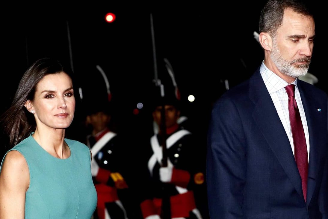 Letizia und Felipe: Nach ihrer Landung in Buenos Aires gab es Probleme.