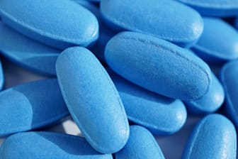 Viagra im Energydrink: In einem afrikanischen Drink entdeckten Prüfer jede Menge des Viagra-Wirkstoffs Sildenafil.