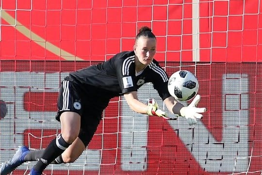 Die DFB-Frauen können wieder mit Almuth Schult auflaufen.