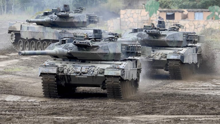 Der deutsche Leopard-2-Panzer gehört zu den international gefragtesten deutschen Waffensystemen. Deutschland lieferte den Panzer unter anderem auch an den Nato-Partner Türkei.