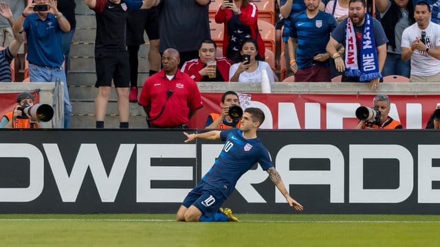 Da war noch alles in Ordnung: Christian Pulisic erzielte für die USA die Führung gegen Chile. Da war noch alles in Ordnung: Christian Pulisic erzielte für die USA die Führung gegen Chile.