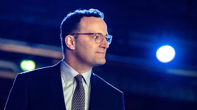 Jens Spahn (CDU), Bundesgesundheitsminister, befürchtet im Fall eines ungeordneten Brexits Versorgungsprobleme bei wichtigen Medizinprodukten.