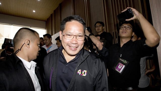 Bei Thailands Parlamentswahl ist die Armee-Partei Phalang Pracharat (PPRP) nach offiziellen Angaben stärkste politische Kraft geworden. Bei Thailands Parlamentswahl ist die Armee-Partei Phalang Pracharat (PPRP) nach offiziellen Angaben stärkste politische Kraft geworden.