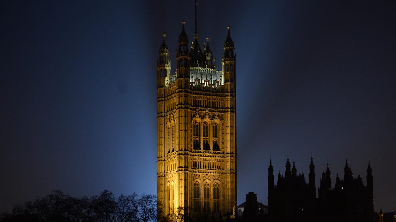 Der Palace of Westminster, Sitz des britischen Parlaments in London: "Uns läuft die Zeit davon, um einen ungeordneten Brexit zu verhindern."