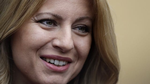 Zuzana Caputova Mitte März bei einem Gespräch mit Journalisten.