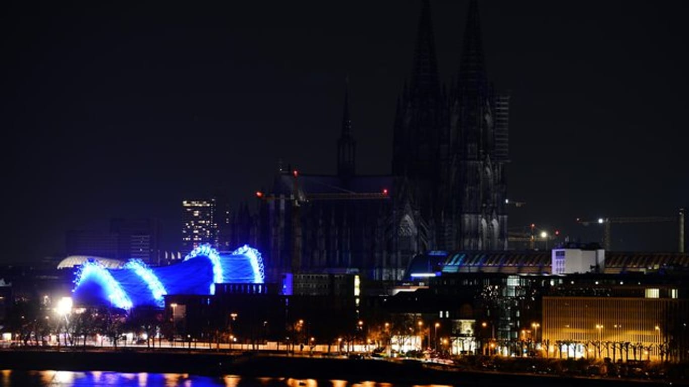 Kölner Dom ohne Beleuchtung