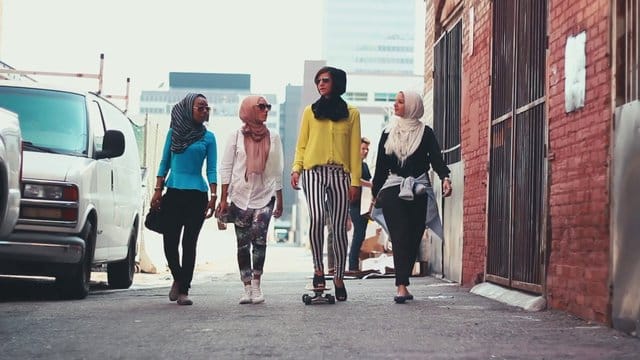 Eine Szene aus dem Video "Somewhere in America #MIPSTERZ" der Filmproduzenten Habib Yazdi und Abbas Rattani.