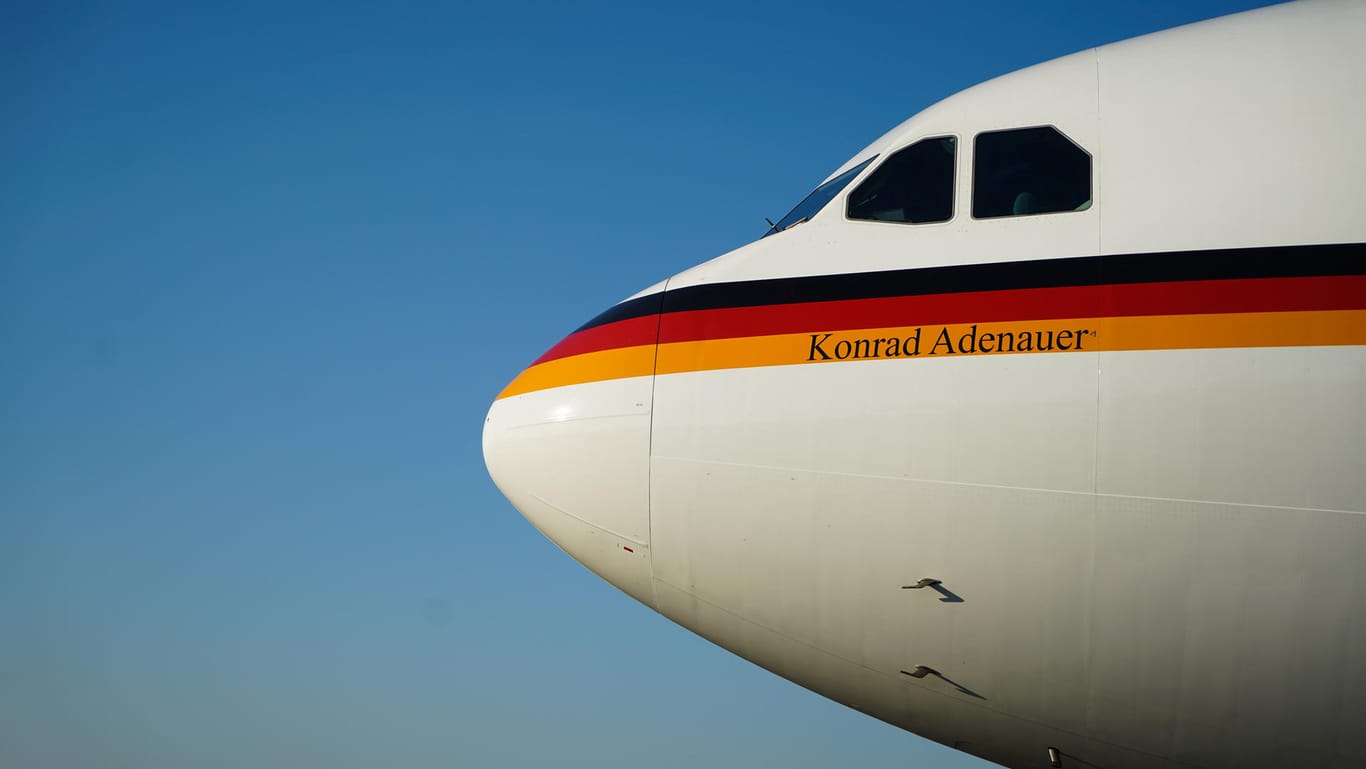 Airbus "Konrad Adenauer": Der Regierungsflieger musste vier Monate lang repariert werden.