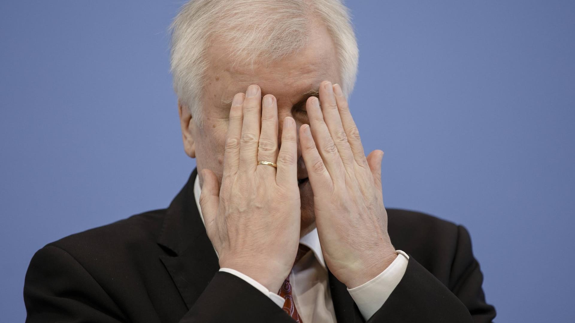 Bundesinnenminister Horst Seehofer bei der Vorstellung der Polizeilichen Kriminalstatistik im vergangenen Jahr: Heute wird das neue Zahlenwerk vorgestellt.