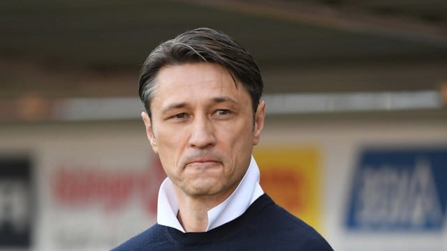 Trainer Niko Kovac plant gegen den 1. Trainer Niko Kovac plant gegen den 1.