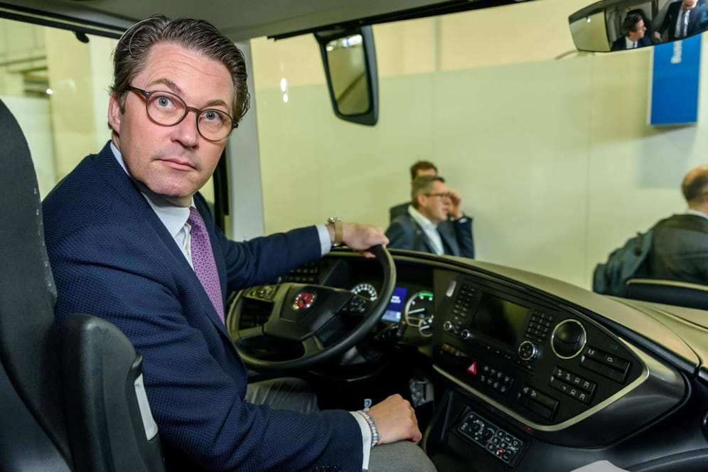 Andreas Scheuer (CDU): Der Bundesverkehrsminister will eine Milliarde Euro zur Förderung des E-Autos.