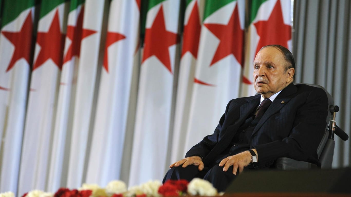 Abdelaziz Bouteflika: Der algerische Präsident hat nun einen Termin für seinen Rückzug genannt.