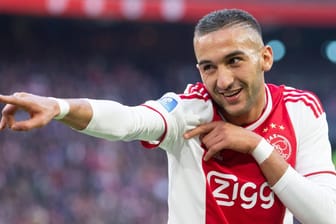Hakim Ziyech bejubelt einen Treffer für Ajax: Wechselt der Marokkaner im Sommer zum FC Bayern?