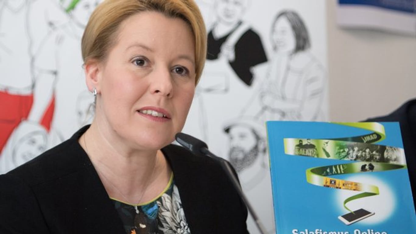 Bundesfamilienministerin Franziska Giffey (SPD) will noch in diesem Jahr das Jugendschutzgesetz anpassen.