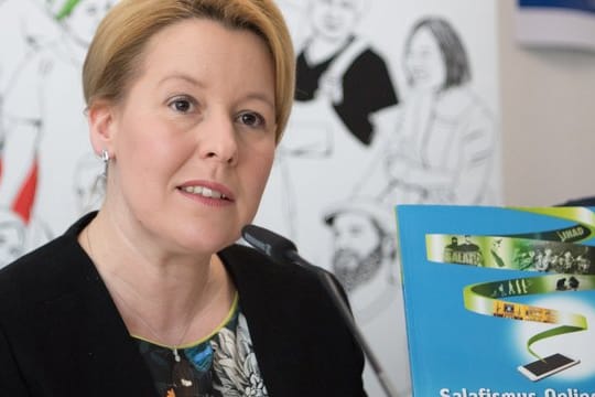 Bundesfamilienministerin Franziska Giffey (SPD) will noch in diesem Jahr das Jugendschutzgesetz anpassen.