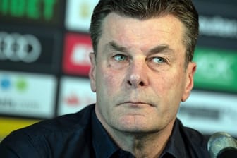 Muss Borussia Mönchengladbach am Saisonende verlassen: Trainer Dieter Hecking.