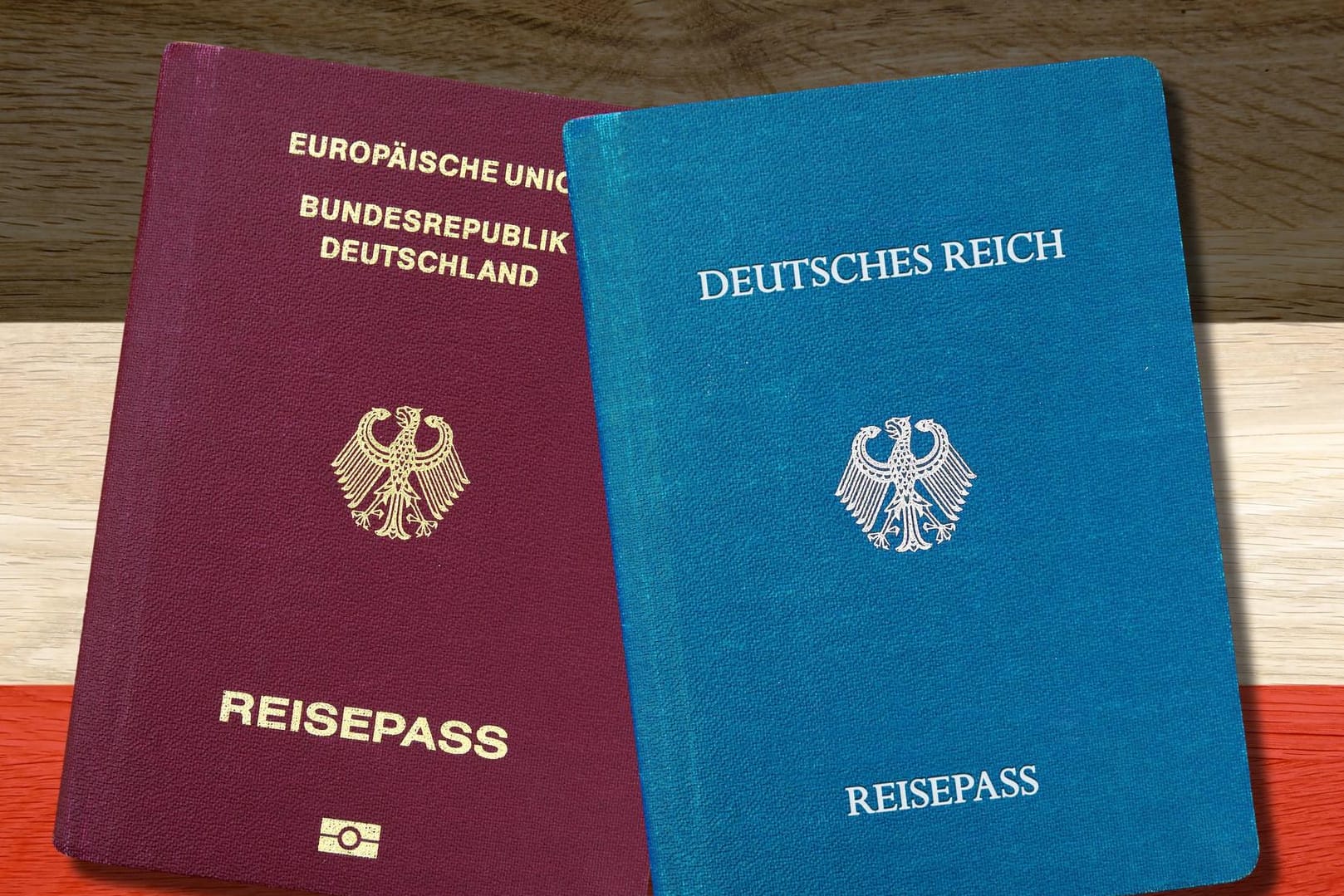 In Thüringen sollen sogenannte Reichsbürger künftig eine Gebühr zahlen, wenn sie ihren Pass oder Personalausweis abgeben. (Symbolbild)