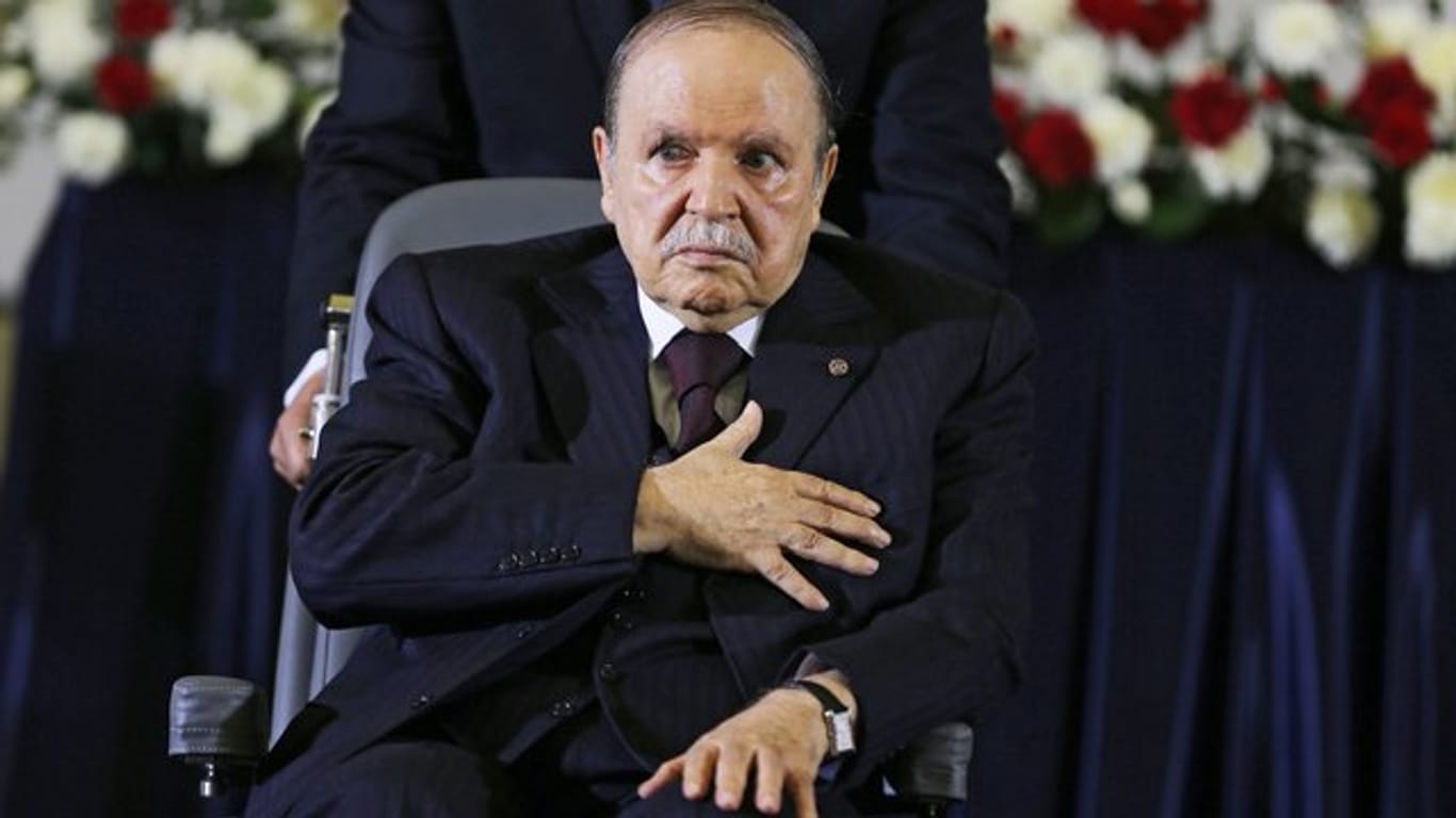 Algeriens Präsident Abdelaziz Bouteflika ist nach wochenlangen Protesten zurückgetreten.