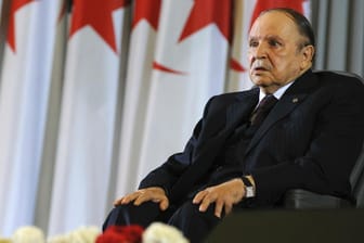 Abdelaziz Bouteflika: Der altersschwacher algerische Präsident ist zurückgetreten.
