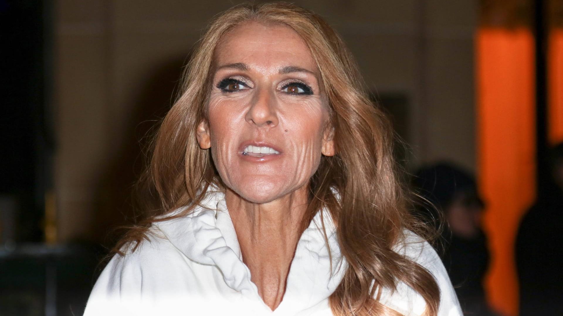 Céline Dion: Sie postete nun ein Foto von sich im Blaumann.