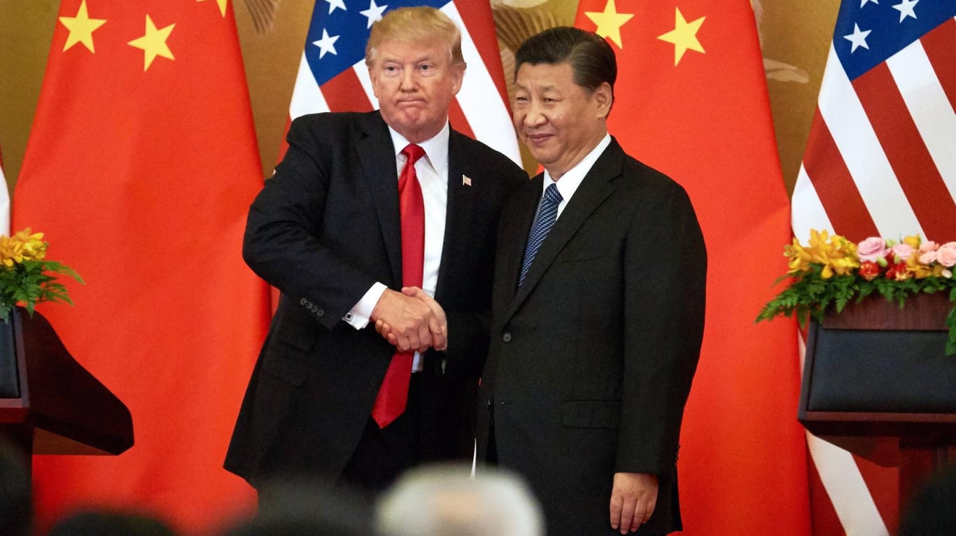 Donald Trump (l.) und Xi Jinping (r.): Die USA und China stehen möglicherweise kurz vor dem Ende ihres seit Monaten anhaltenden Handelsstreits. (Archivbild)