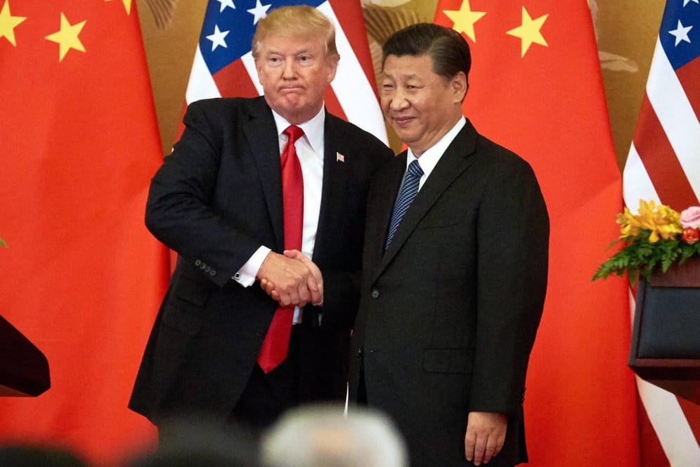 Donald Trump (l.) und Xi Jinping (r.): Die USA und China stehen möglicherweise kurz vor dem Ende ihres seit Monaten anhaltenden Handelsstreits. (Archivbild)