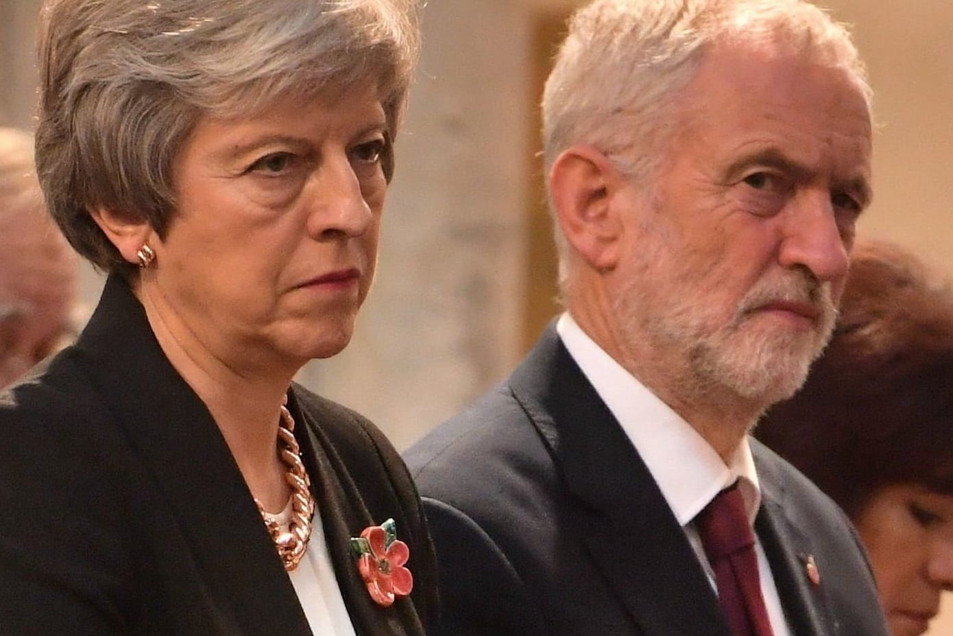 Premierministerin Theresa May und Labour-Chef Jeremy Corbyn: Die Regierungschefin von Großbritannien hofft nun mithilfe des Oppositionsführers, ihren Brexit-Deal durchs Unterhaus zu bekommen.