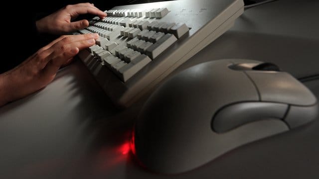Vermeintliche Streamingdienste versuchen Nutzer in die teure Abofalle zu locken. Vermeintliche Streamingdienste versuchen Nutzer in die teure Abofalle zu locken.