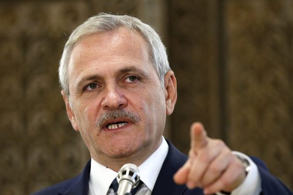 Er steht im Mittelpunkt des Konflikts zwischen Rumänien und der EU: Liviu Dragnea, vorbestrafter Vorsitzender der Regierungspartei PSD.