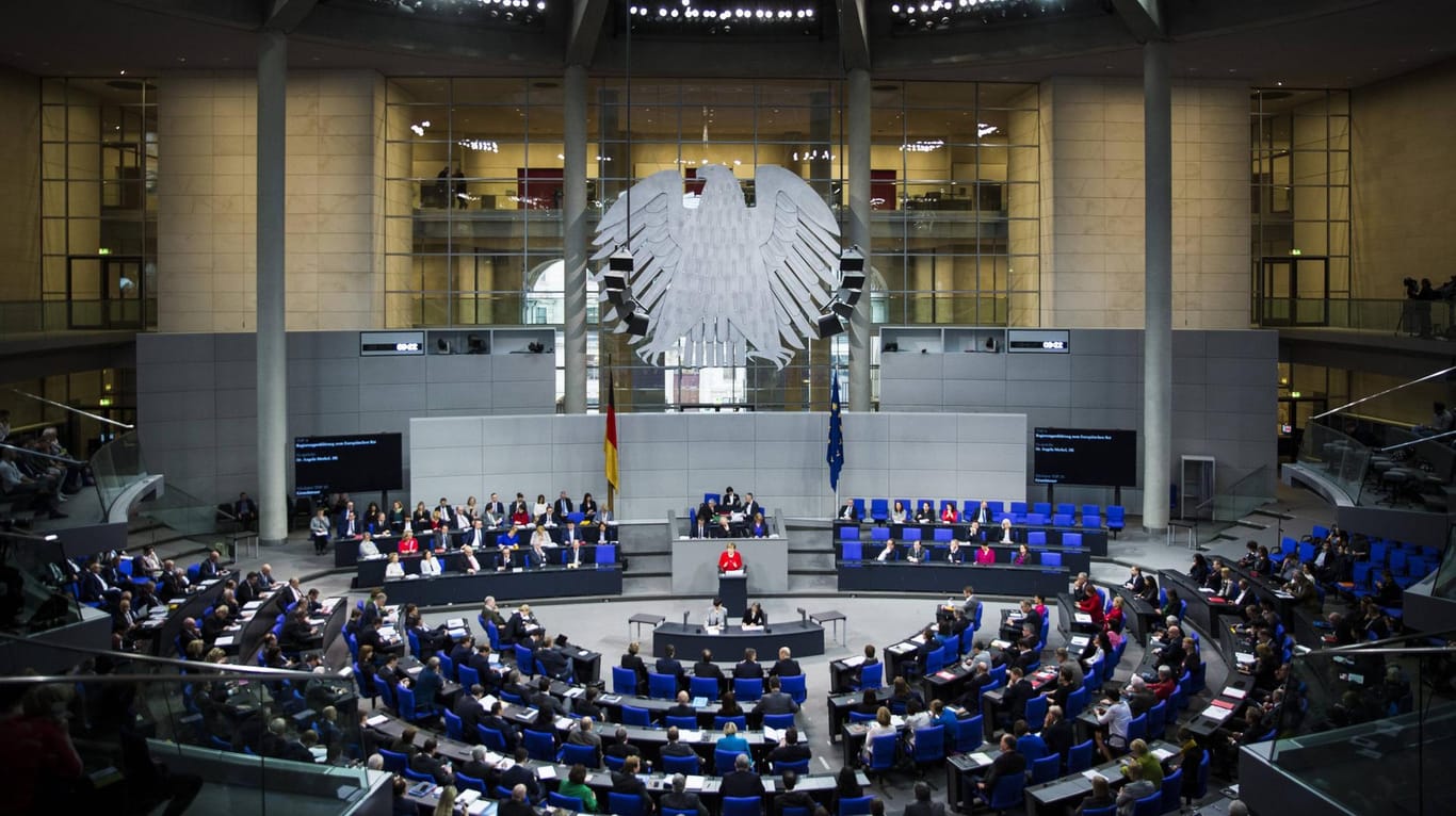 Das Plenum des Bundestages: Eine Wahlrechtsreform ist vorerst gescheitert.